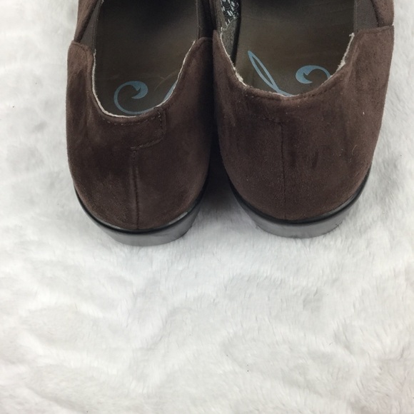 Dansko Suede Slip on Mary Jane shoes Brown Size 42/ US 11.5-12 - Picture 5 of 8